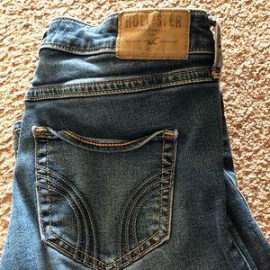 Hollister High Rise Distressed Skinny Jeans